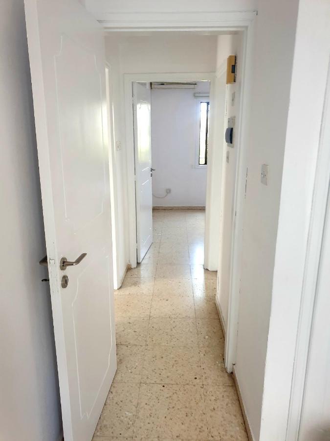 Spacious 2 Bedroom Appartment Near Mall -Internet 1Gbps パ フォス エクステリア 写真
