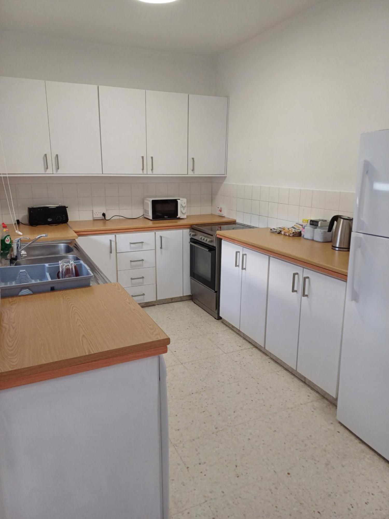 Spacious 2 Bedroom Appartment Near Mall -Internet 1Gbps パ フォス エクステリア 写真